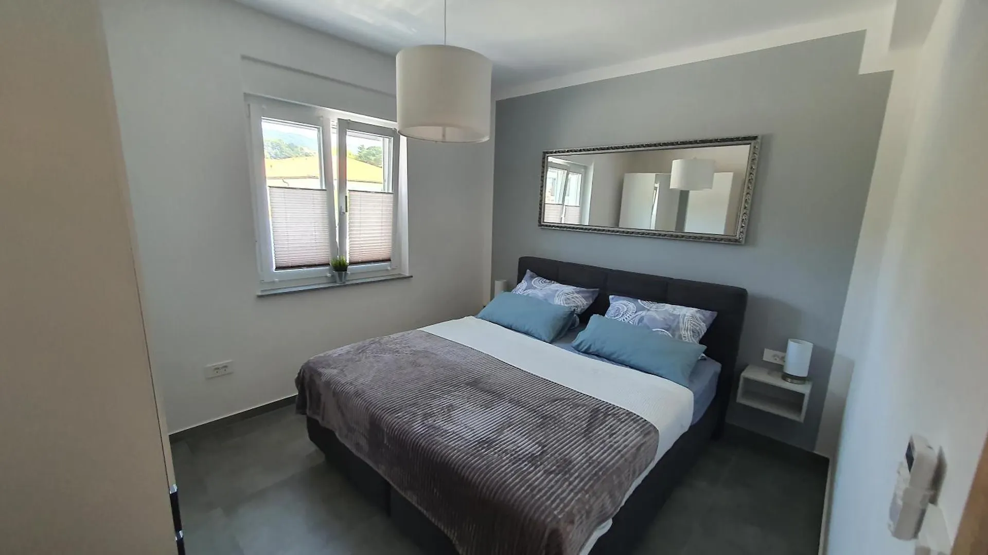 Apartments Erdgeschoss Villa Casper Palit