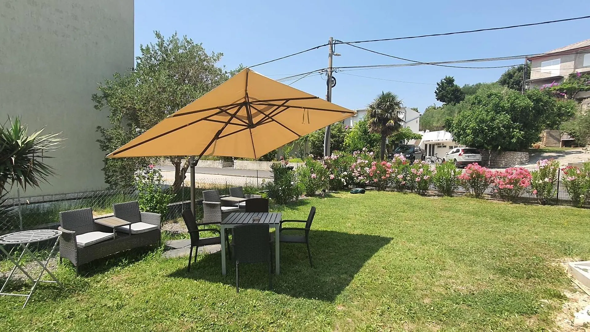 Apartments Erdgeschoss Villa Casper Palit